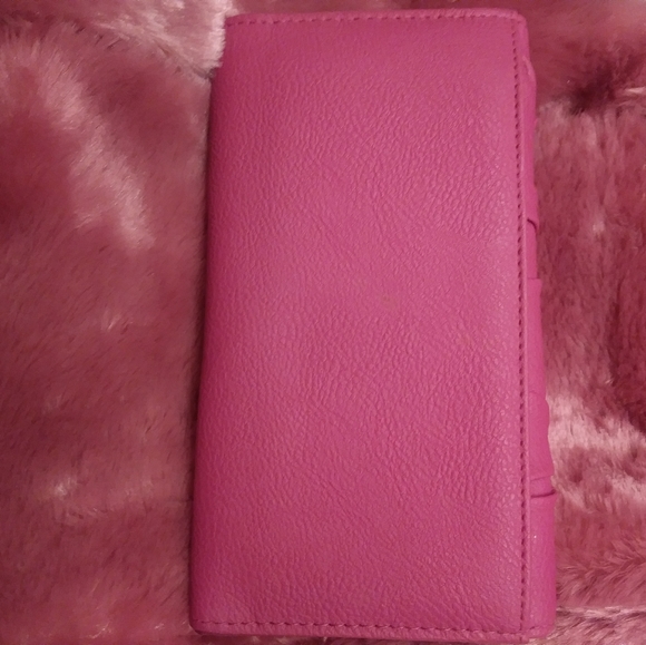 Pink Wallet - Picture 5 of 7
